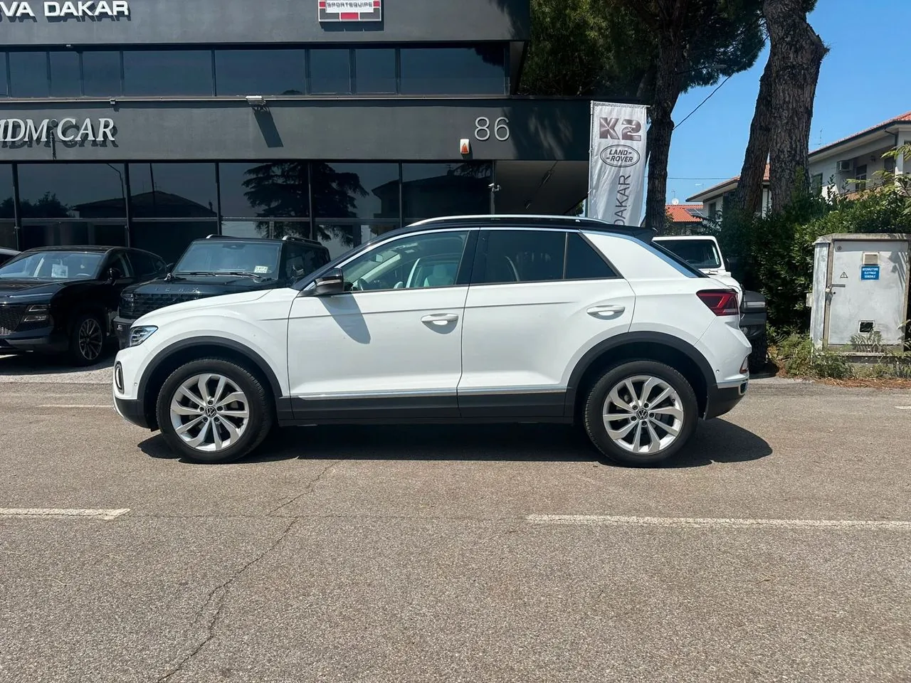 Volkswagen T-Roc 2022 photo 2