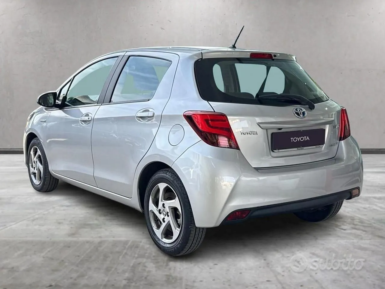 Toyota Yaris 2016 photo 4
