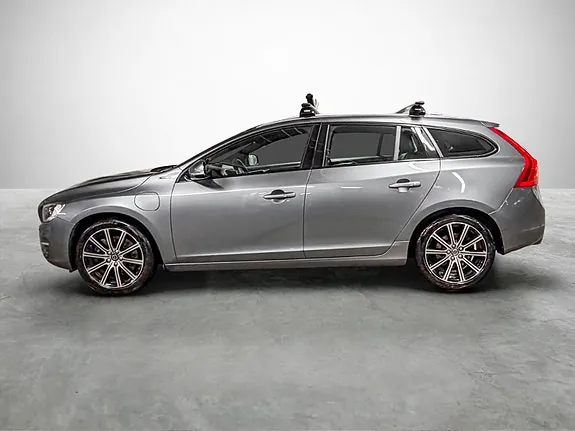 Volvo V60 2018 photo 2