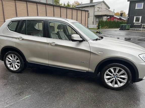 BMW X3 2011 photo 4