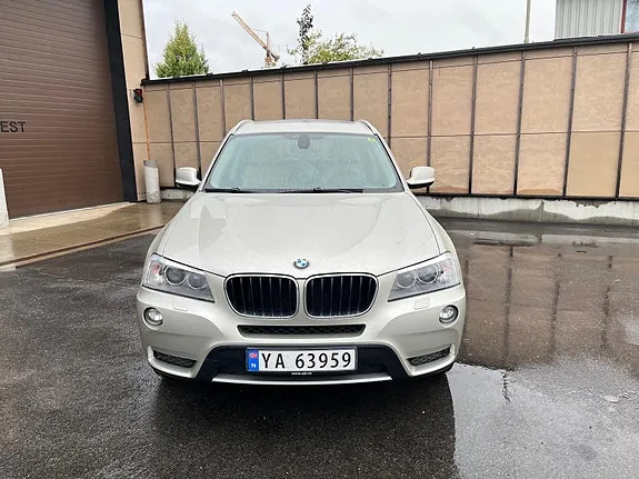 BMW X3 2011 photo 2