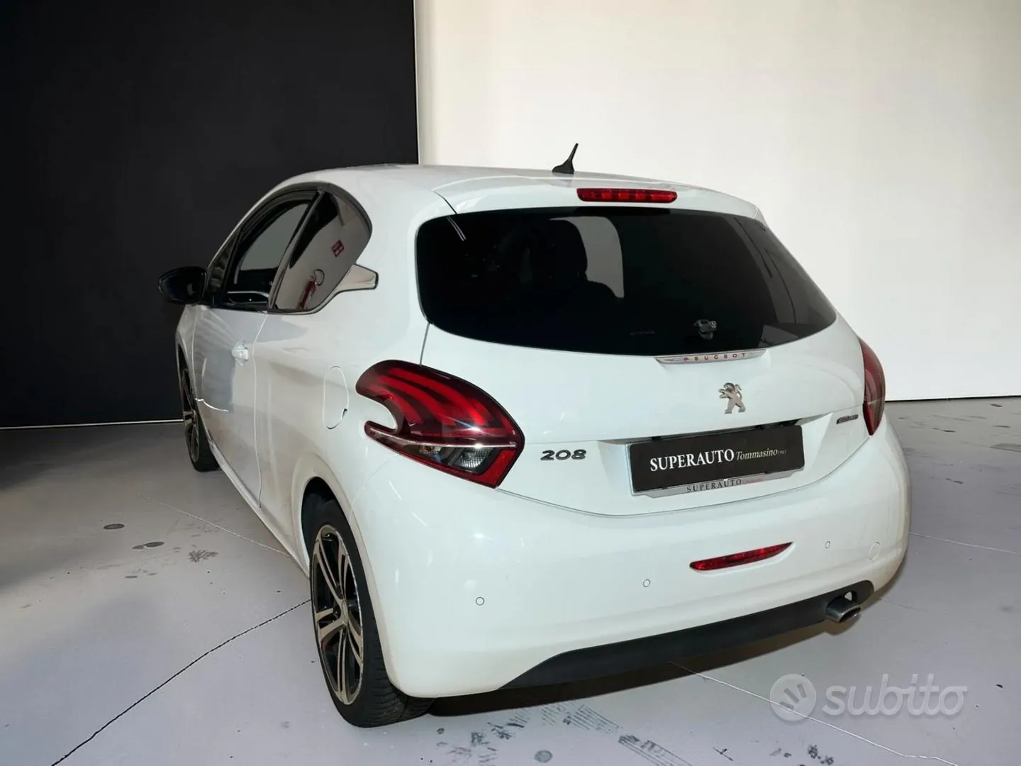 Peugeot 208 2016 photo 4