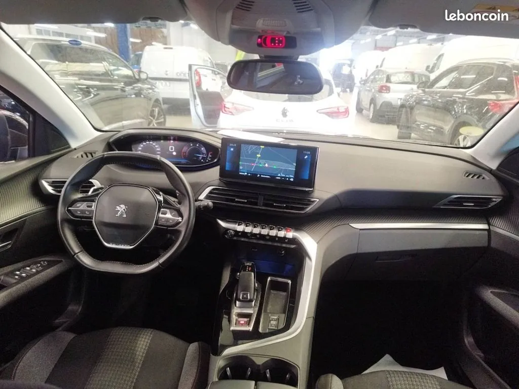 Peugeot 5008 2022 photo 4