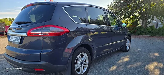 Ford S-Max 2014 photo 2
