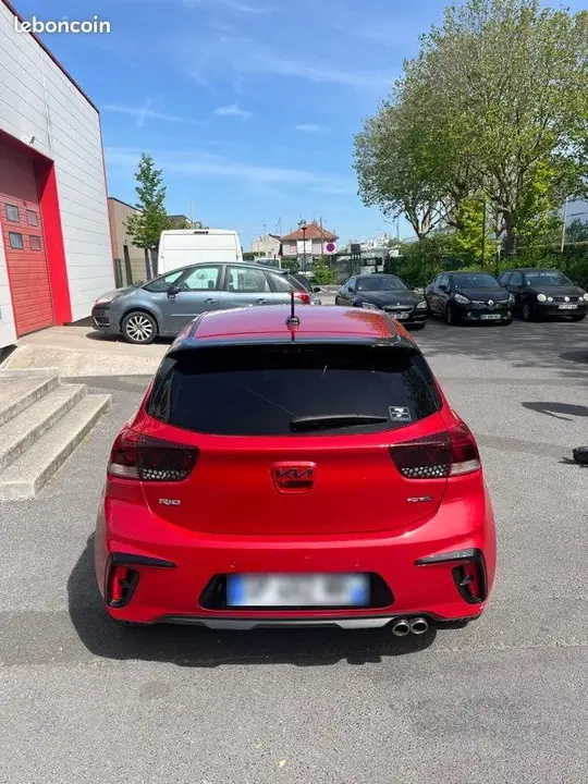 Kia Rio 2023 photo 3