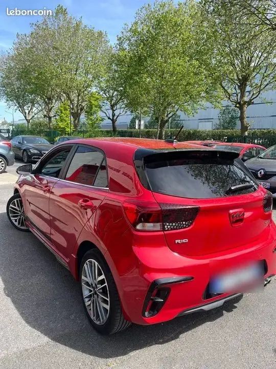 Kia Rio 2023 photo 2