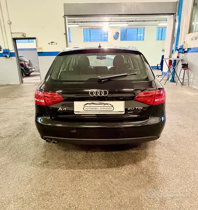 Audi A4 2009 photo 5