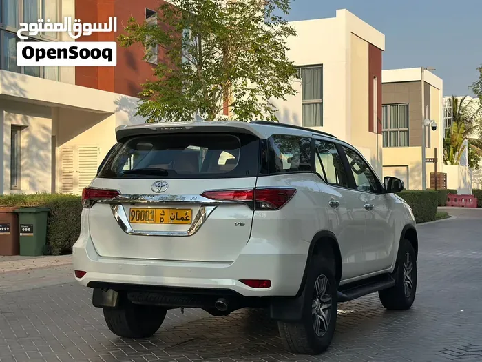 Toyota Fortuner 2020 photo 4