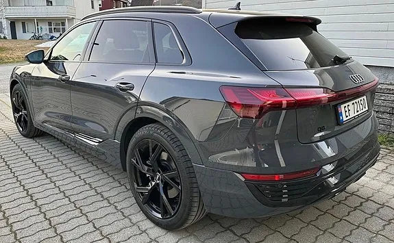 Audi Q8 E-Tron 2024 photo 3