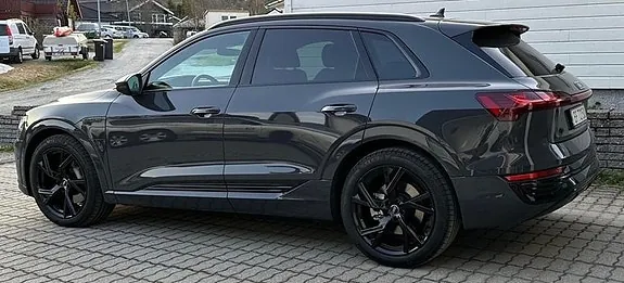 Audi Q8 E-Tron 2024 photo 2