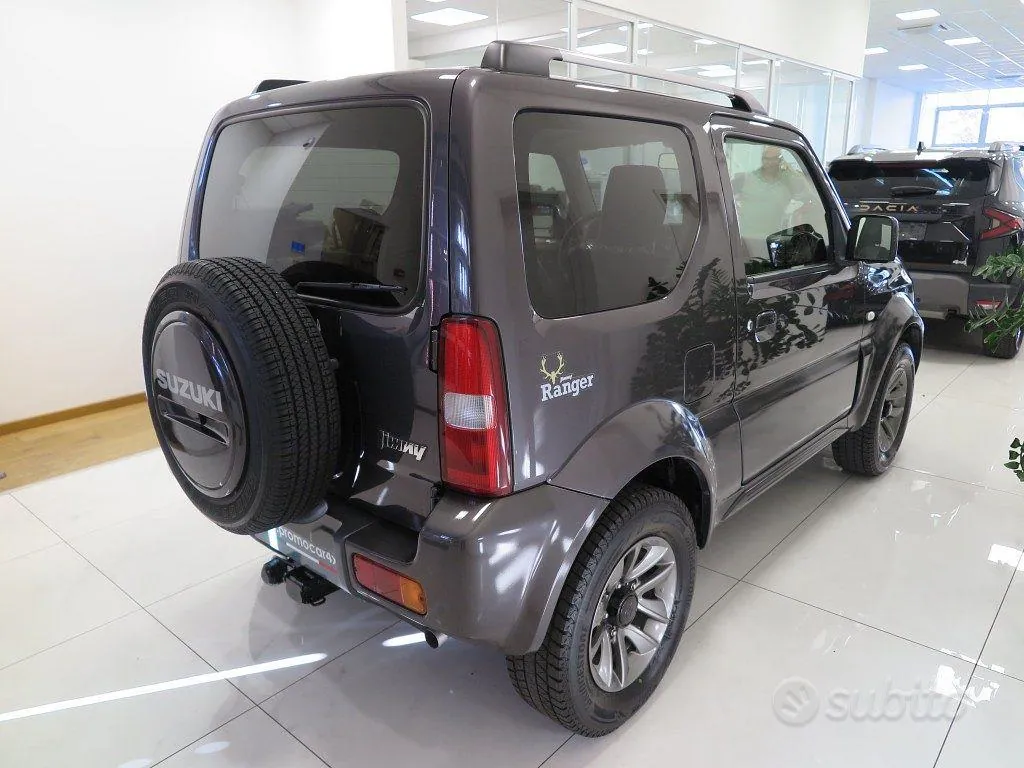 Suzuki Jimny 2017 photo 4