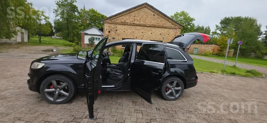 Audi Q7 2007 photo 4