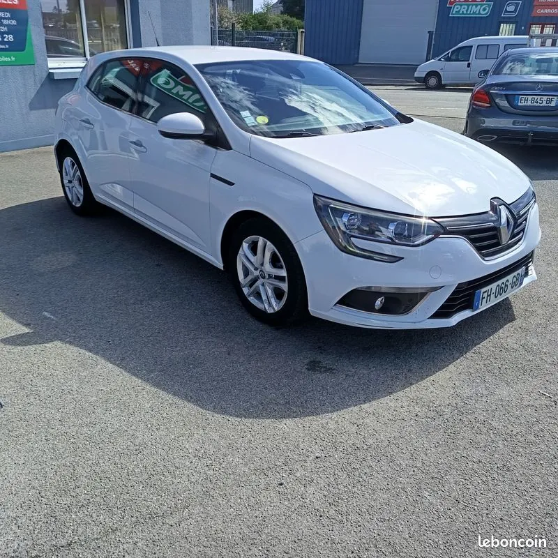Renault Megane 2019 photo 4