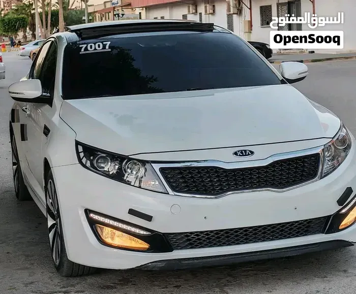 Kia K5 2011 photo 3