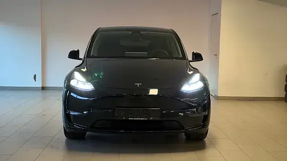 Tesla Model Y 2021 photo 3