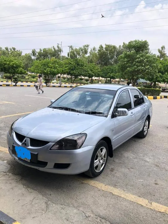 Mitsubishi Lancer
