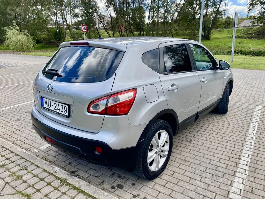 Nissan Qashqai 2011 photo 3