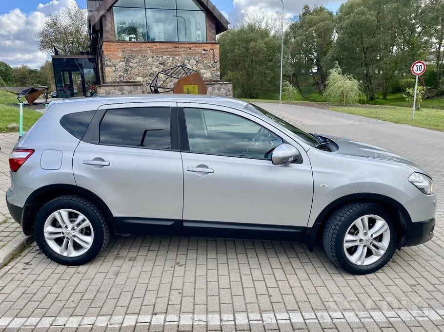 Nissan Qashqai 2011 photo 5