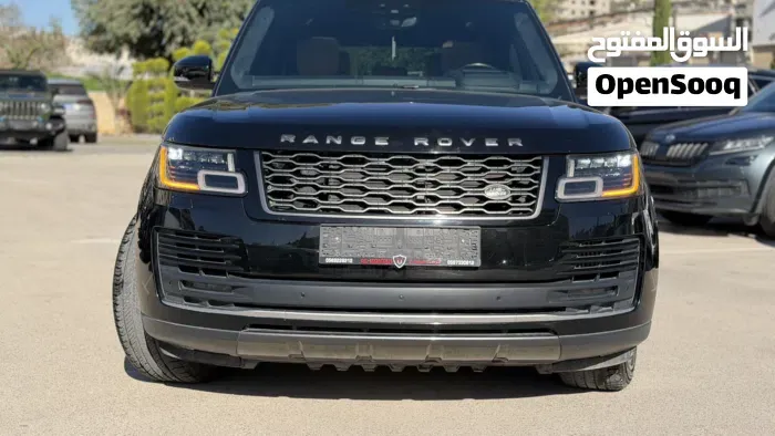 Land Rover Range Rover Vogue 2019 photo 4