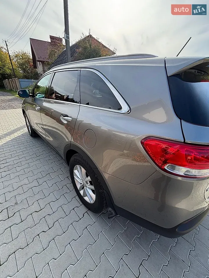 Kia Sorento 2017 photo 4