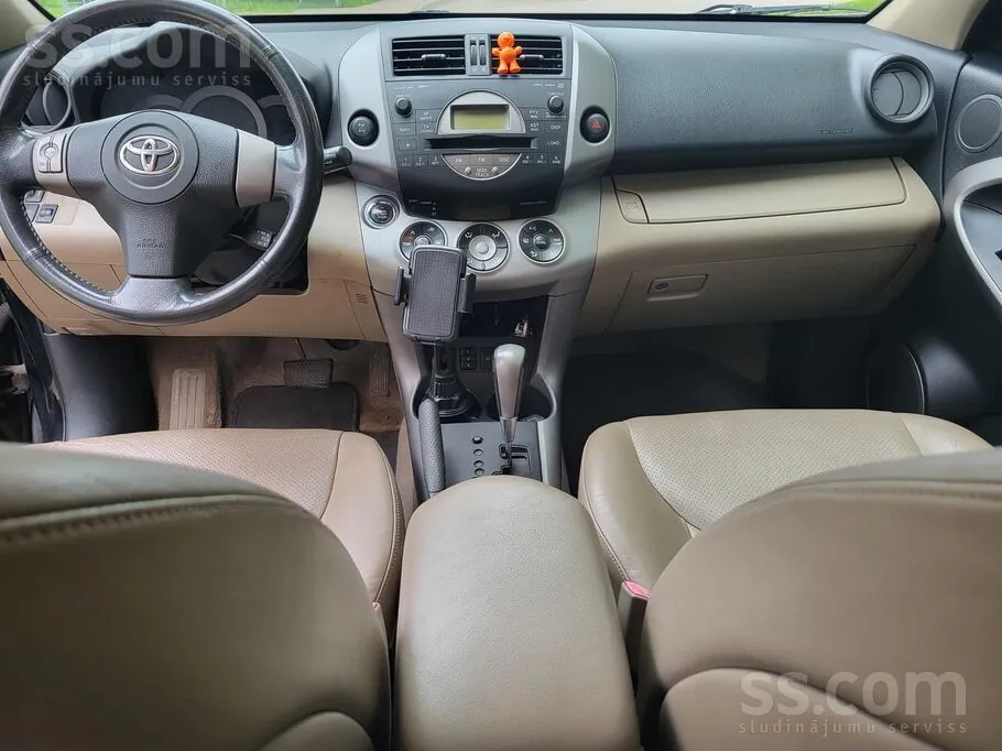 Toyota Rav4 2007 photo 4