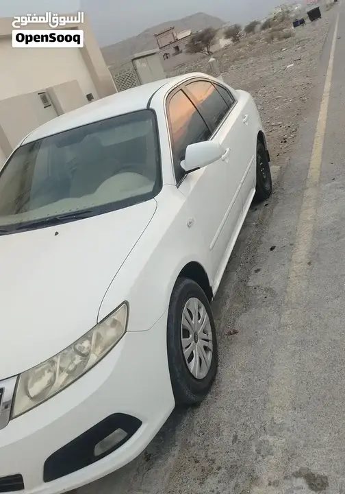 Kia Optima 2010 photo 2