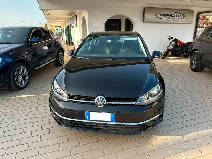 Volkswagen Golf 2019 photo 2