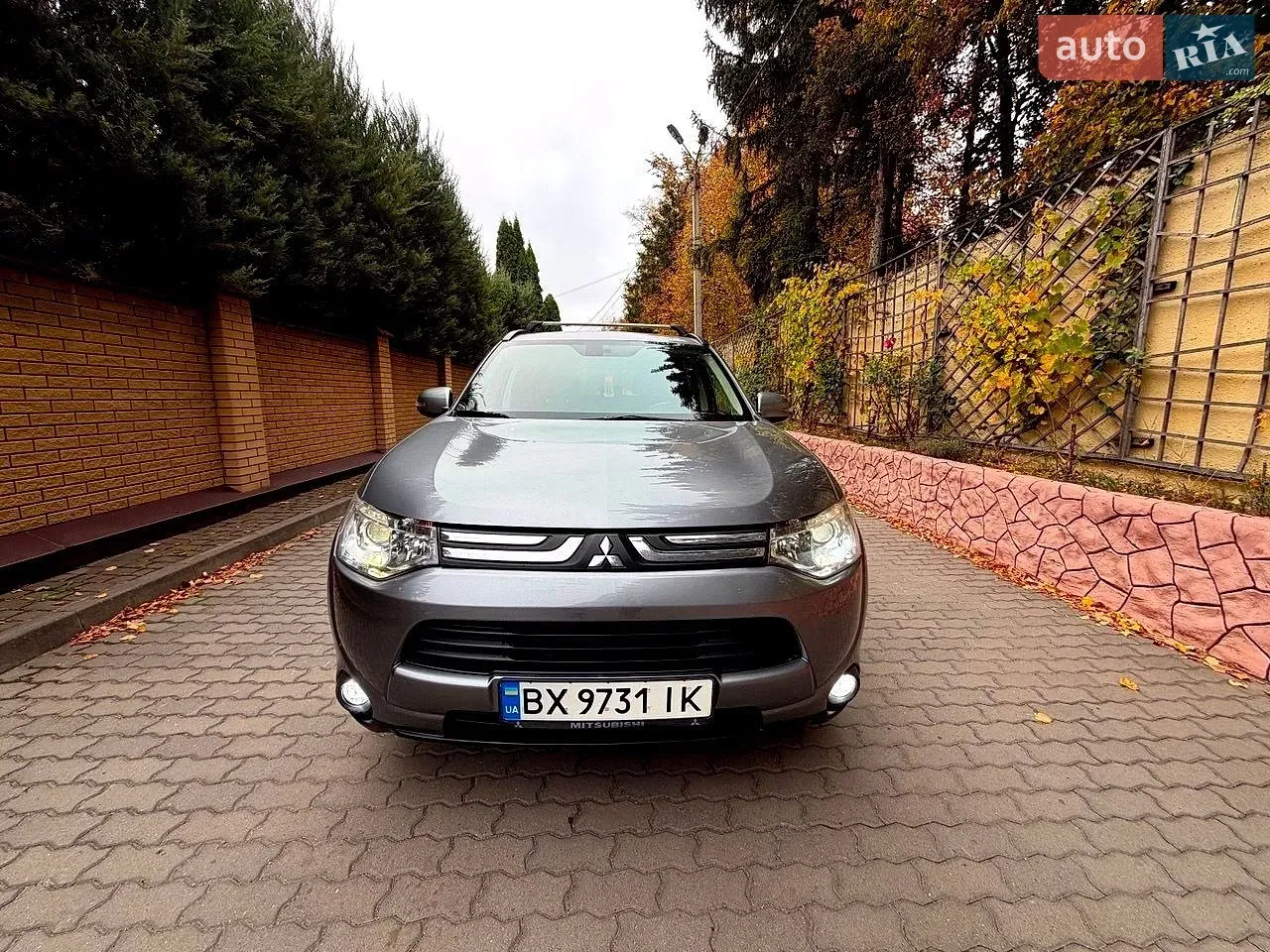 Mitsubishi Outlander 2013 photo 2