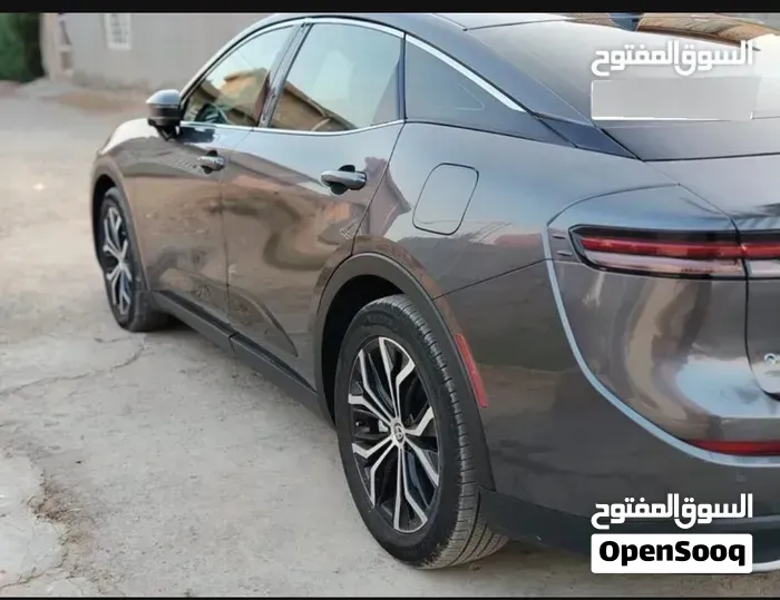 Toyota Crown 2024 photo 3