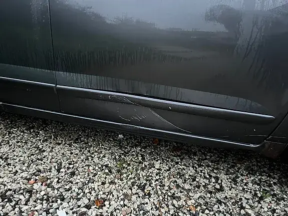 Peugeot 5008 2010 photo 4