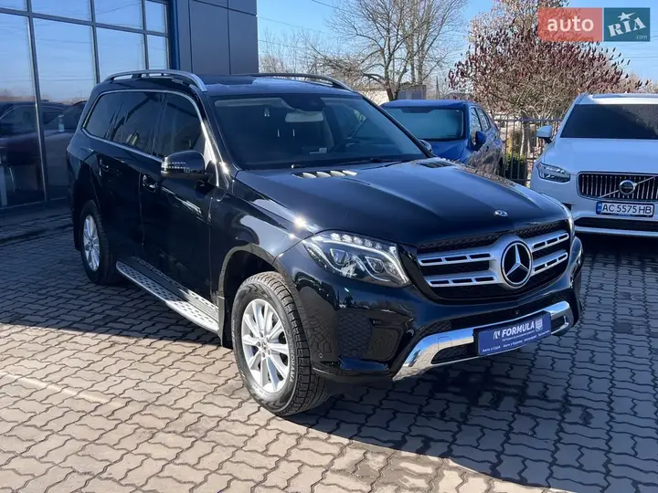 Mercedes-Benz Gls-Class 2017 photo 2