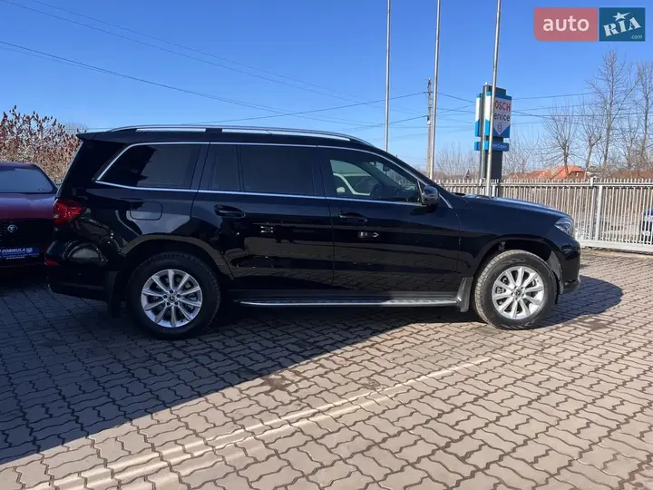 Mercedes-Benz Gls-Class 2017 photo 5
