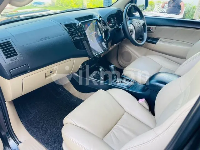 Toyota Fortuner 2013 photo 5
