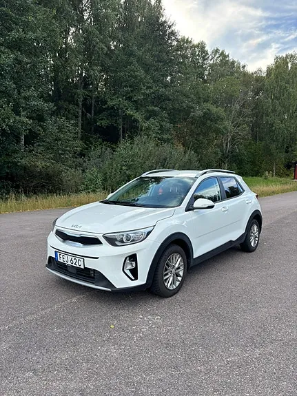 Kia Stonic 2023 photo 2