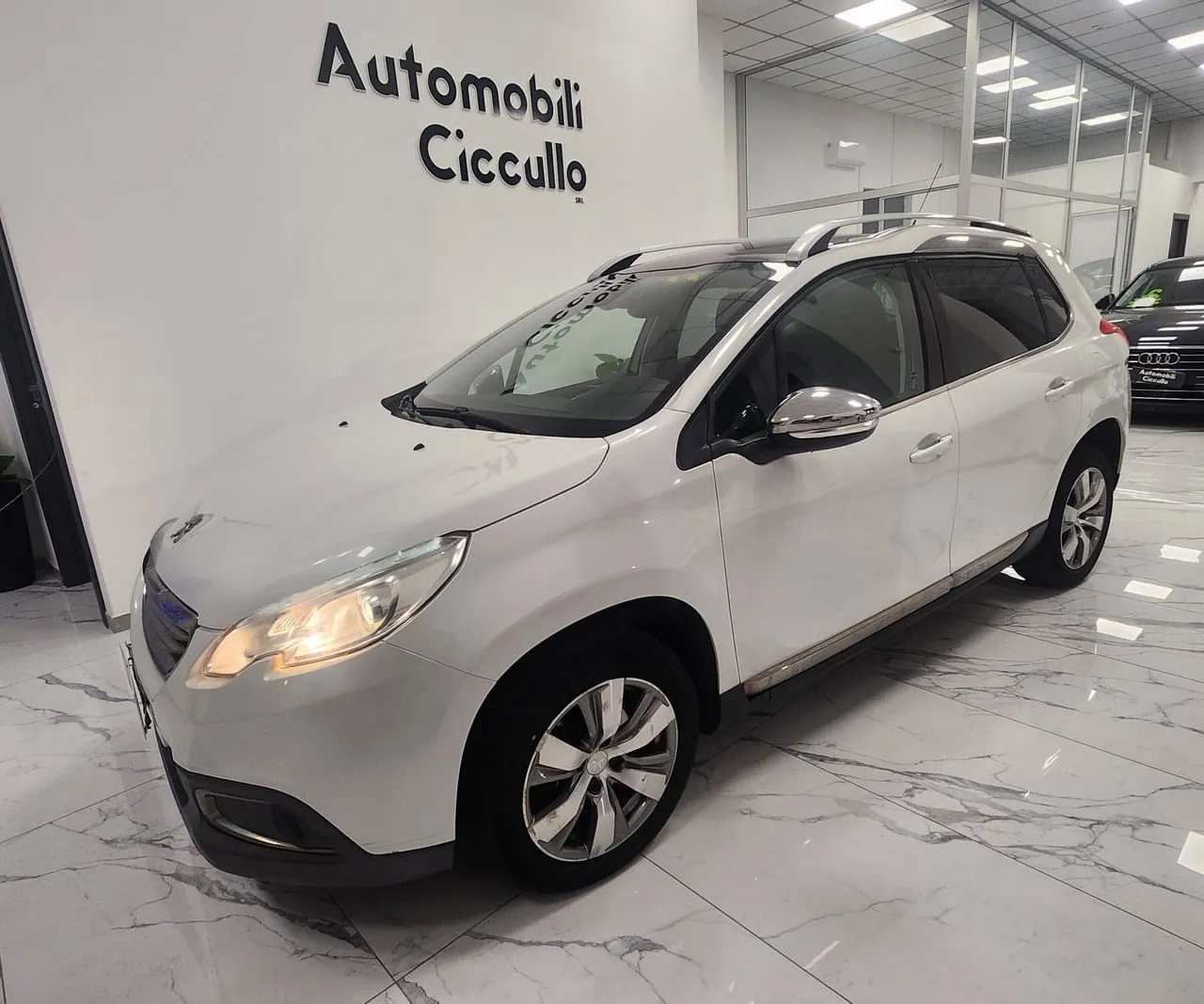 Peugeot 2008 2015 photo 2