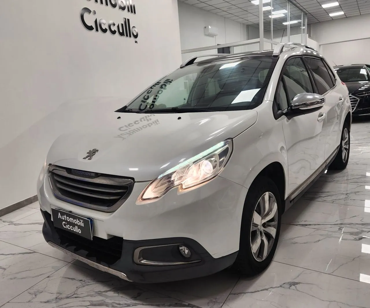 Peugeot 2008 2015 photo 3