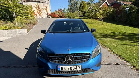 Mercedes-Benz A180 D 2012 photo 2