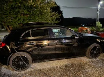 Mercedes-Benz A250E