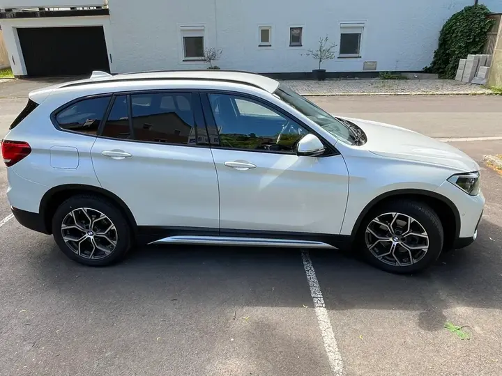 BMW X1 2022 photo 2
