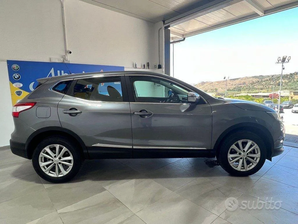 Nissan Qashqai 2015 photo 4