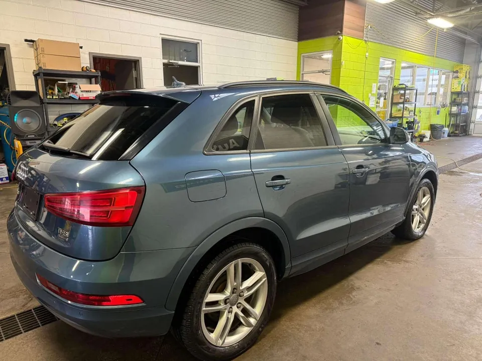 Audi Q3 2018 photo 4