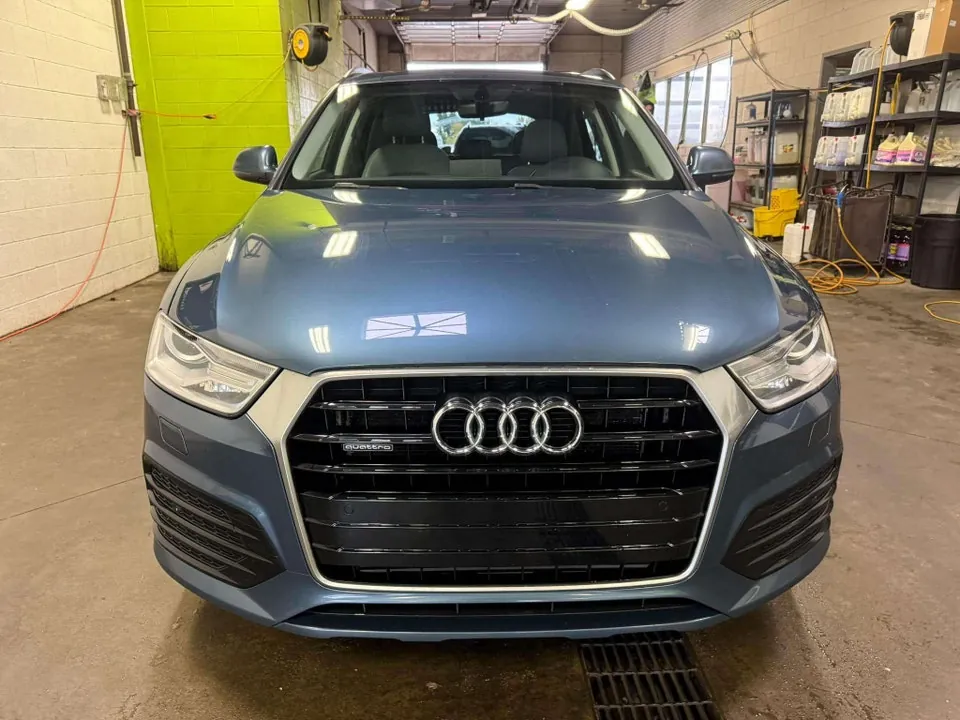 Audi Q3 2018 photo 2