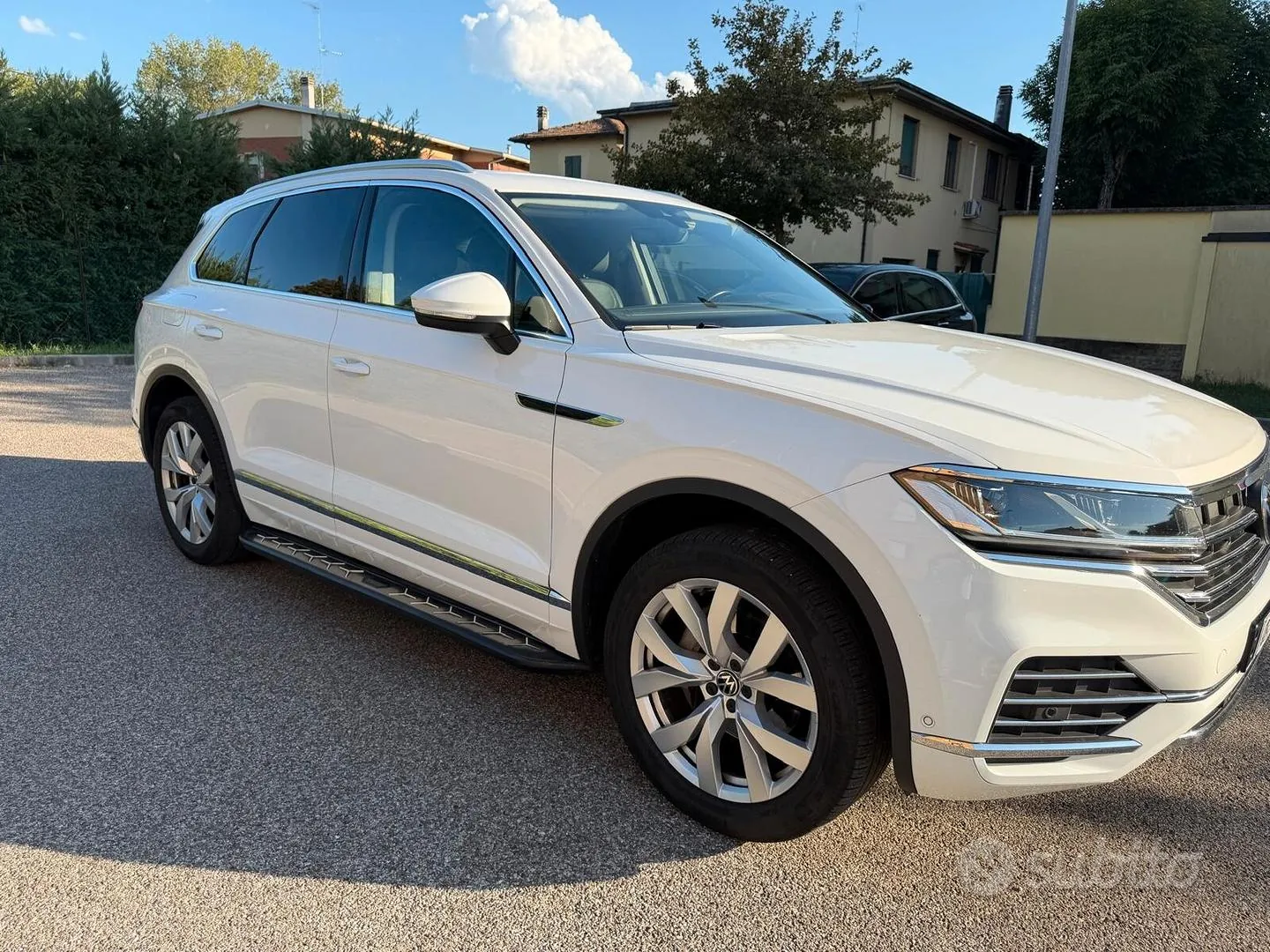 Volkswagen Touareg 2021 photo 2