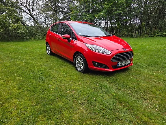 Ford Fiesta 2015 photo 5