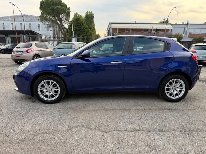 Alfa Romeo Giulietta 2020 photo 2