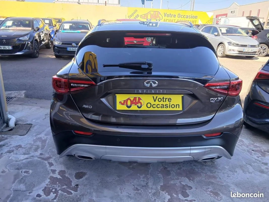 Infiniti Qx30 2018 photo 2