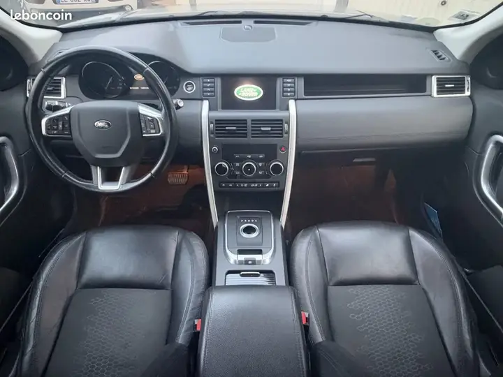 Land Rover Discovery Sport 2016 photo 4