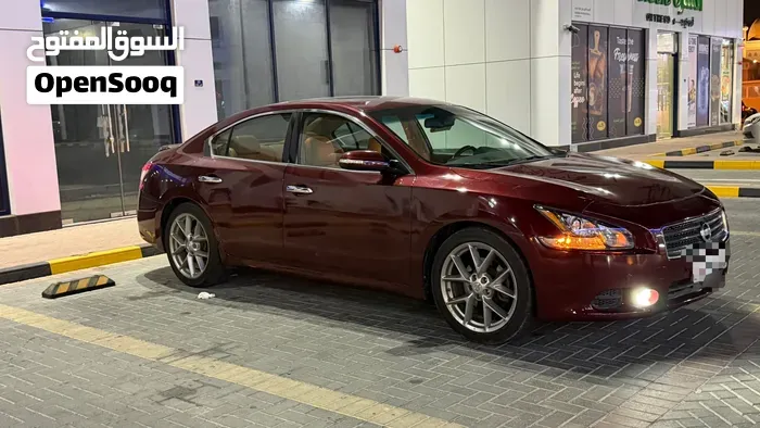 Nissan Maxima