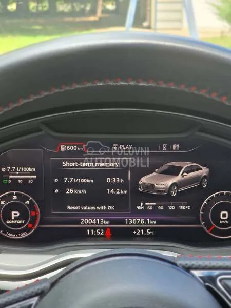 Audi A4 2019 photo 2