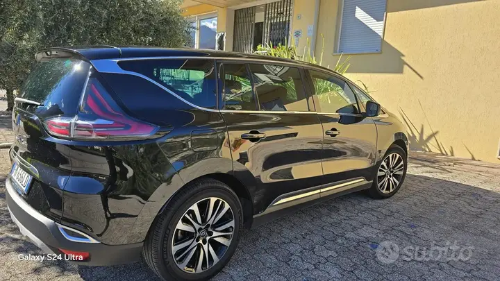Renault Espace 2017 photo 2